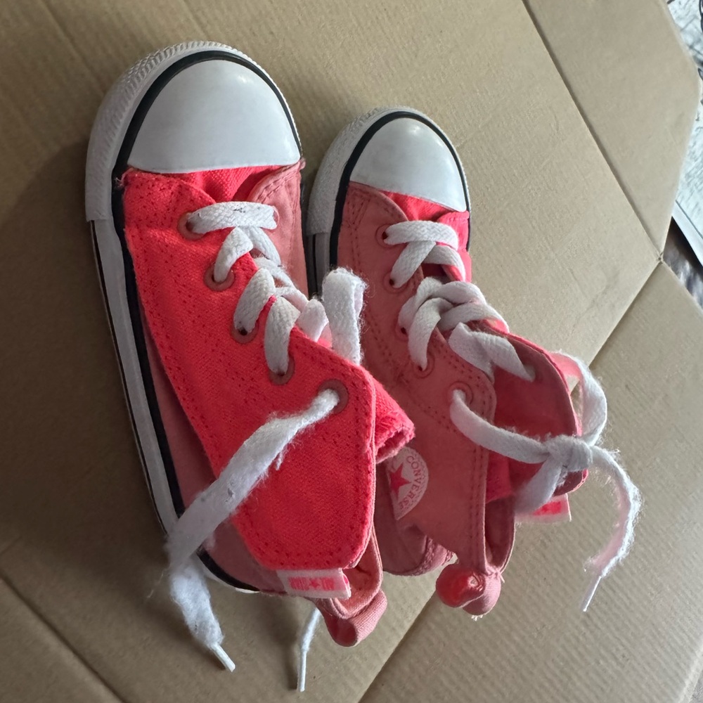 Kids Pink Canvas Sneakers